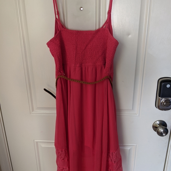 Dress - Picture 3 of 7